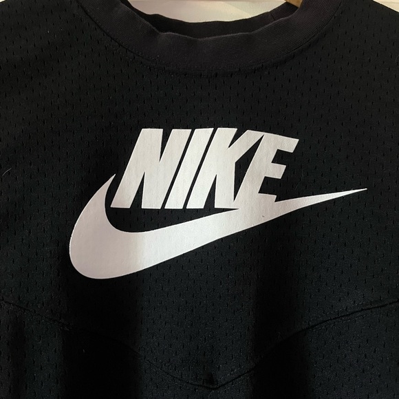 NWOT Nike Jersey top - Picture 2 of 3
